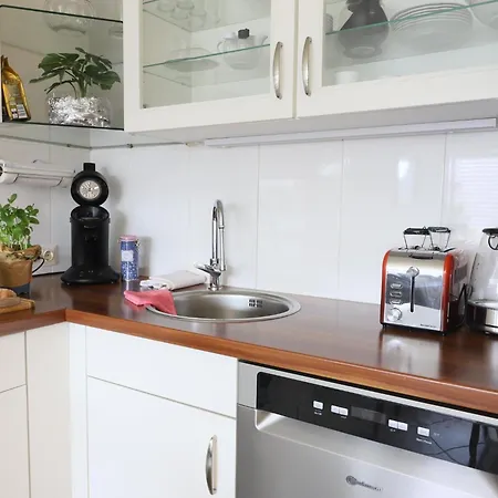 Moderne 2 Zimmerwohnung Mit Grosszuegigem Suedbalkon In Der Ersten Etage Appartamento Westerland