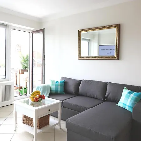 Moderne 2 Zimmerwohnung Mit Grosszuegigem Suedbalkon In Der Ersten Etage Appartamento