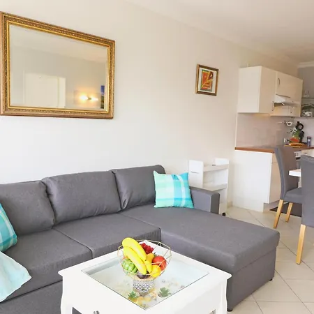 Appartamento Moderne 2 Zimmerwohnung Mit Grosszuegigem Suedbalkon In Der Ersten Etage *